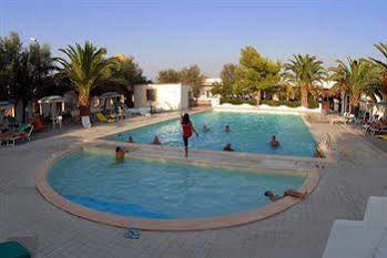 רודי גרגניקו Hotel Residence Adria מראה חיצוני תמונה